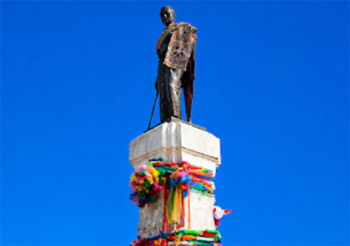 Thao Suranaree Monument,Ya Mo