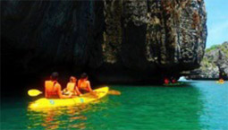 Angthong Marine Park: Day Tour by Speed Boat